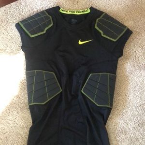Men’s L Nike Pro Combat Padded Shirt NEVER WORN